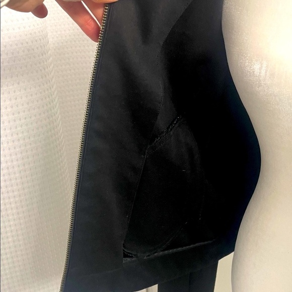 Tribal Women’s Black Bomber Jacket Pockets Zipper Closure Collar Fitted Sz. 14 - Picture 9 of 13